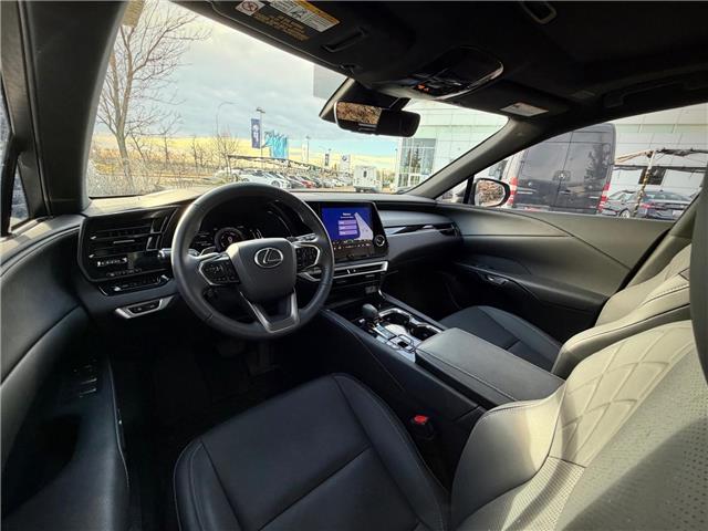 2023 Lexus RX 350h Base (Stk: 251384A) in Calgary - Image 7 of 19