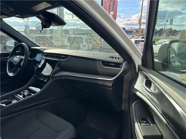 2025 Jeep Grand Cherokee Laredo (Stk: H22965) in Newmarket - Image 10 of 14