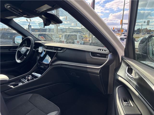 2025 Jeep Grand Cherokee Laredo (Stk: H22932) in Newmarket - Image 10 of 14