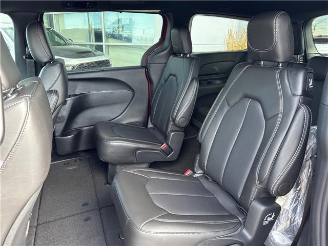 2026 Chrysler Grand Caravan SXT (Stk: Y22945) in Newmarket - Image 12 of 14