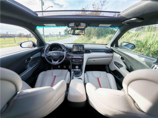 2020 Hyundai Veloster Turbo w/Sandstorm Leather (Stk: 30390) in Surrey - Image 10 of 23