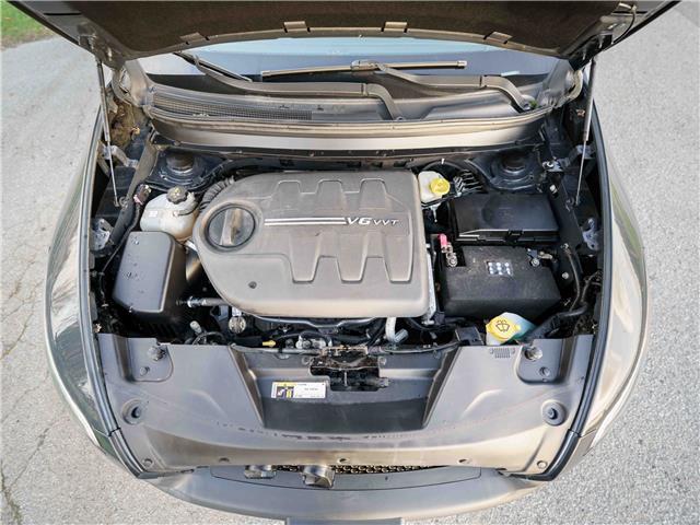 2016 Jeep Cherokee Trailhawk (Stk: 30460) in Surrey - Image 7 of 20 2016 Jeep Cherokee Trailhawk (Stk: 30460) in Surrey - Image 7 of 20