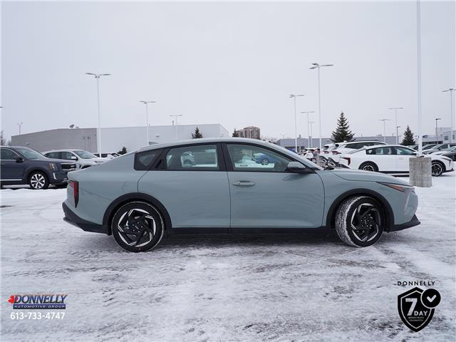 2025 Kia K4 EX (Stk: KZ529) in Kanata - Image 2 of 23