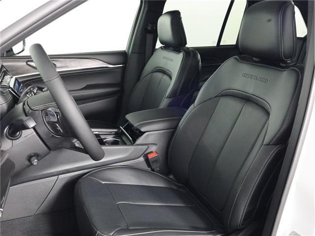 2025 Jeep Grand Cherokee Overland (Stk: 25J250) in Calgary - Image 14 of 20