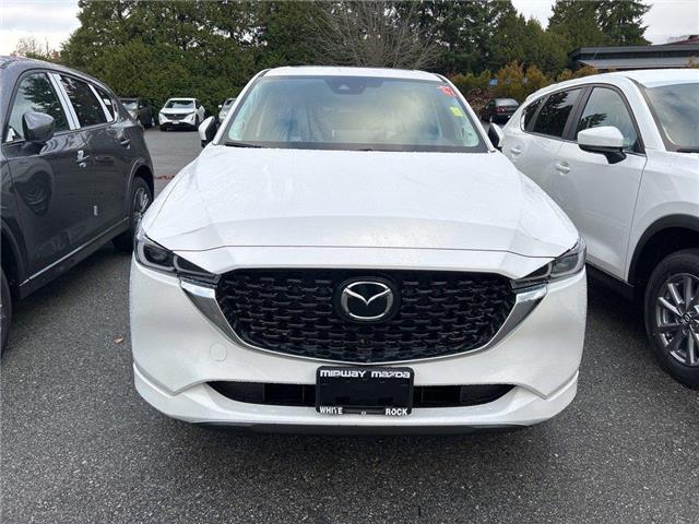 2025 Mazda CX-5 GT (Stk: 768115) in Surrey - Image 2 of 5