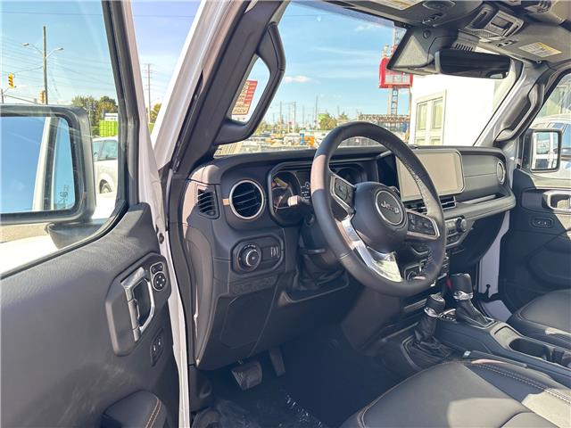2025 Jeep Wrangler Sahara (Stk: W22912) in Newmarket - Image 5 of 14