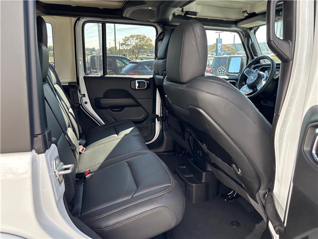 2025 Jeep Wrangler Sahara (Stk: W22912) in Newmarket - Image 12 of 14