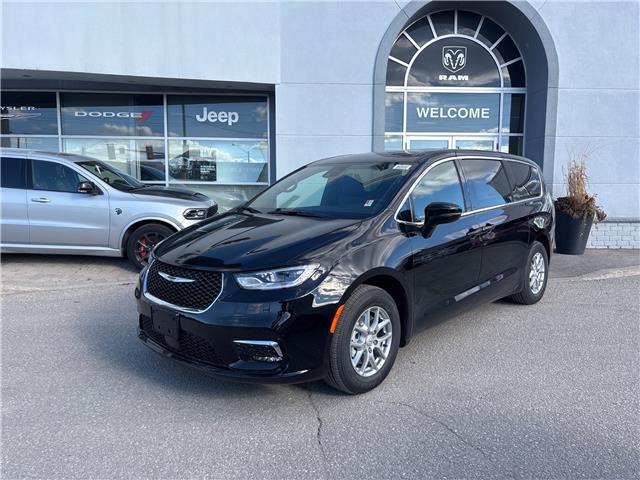 2026 Chrysler Pacifica Select (Stk: P22970) in Newmarket - Image 3 of 14