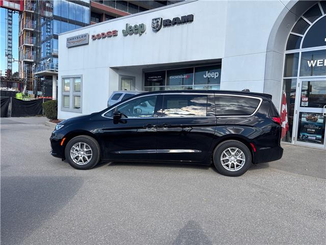2026 Chrysler Pacifica Select (Stk: P22970) in Newmarket - Image 4 of 14