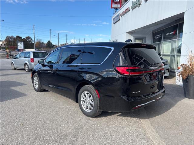 2026 Chrysler Pacifica Select (Stk: P22970) in Newmarket - Image 5 of 14