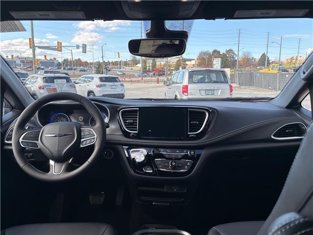 2026 Chrysler Pacifica Select (Stk: P22970) in Newmarket - Image 11 of 14