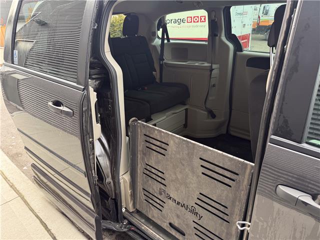 2016 Dodge Grand Caravan SE/SXT (Stk: UM040) in London - Image 19 of 24 2016 Dodge Grand Caravan SE/SXT (Stk: UM040) in London - Image 19 of 24