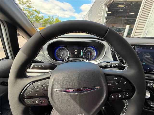 2026 Chrysler Pacifica Limited (Stk: 26001D) in London - Image 13 of 20