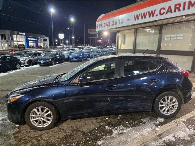 2018 Mazda Mazda3 Sport GS (Stk: 2510573) in Waterloo - Image 2 of 18
