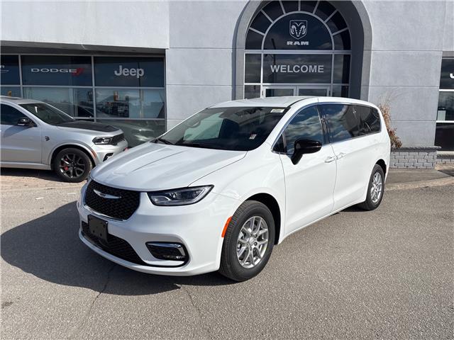 2026 Chrysler Pacifica Select (Stk: P22973) in Newmarket - Image 3 of 14