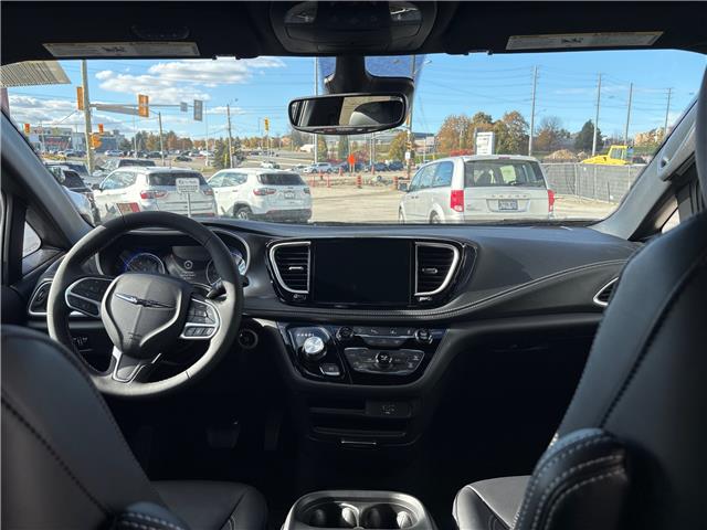 2026 Chrysler Pacifica Select (Stk: P22969) in Newmarket - Image 11 of 14