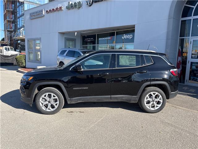 2026 Jeep Compass North (Stk: M22903) in Newmarket - Image 4 of 14
