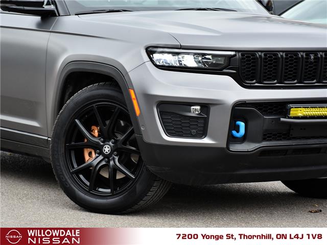 2022 Jeep Grand Cherokee 4xe Trailhawk (Stk: C39739) in Thornhill - Image 2 of 28