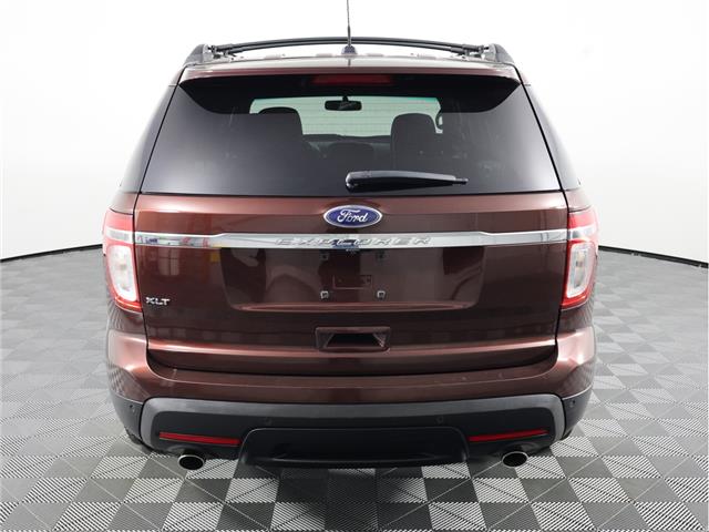 2012 Ford Explorer XLT (Stk: A20449) in Calgary - Image 8 of 23 2012 Ford Explorer XLT (Stk: A20449) in Calgary - Image 8 of 23