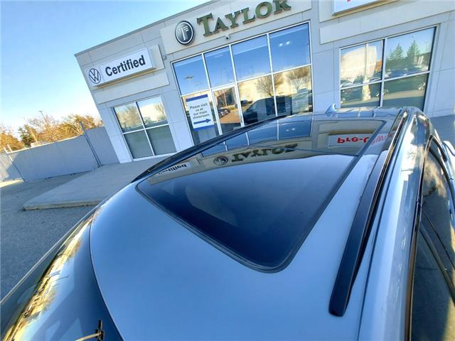 2023 Cadillac XT5 Sport (Stk: 2600611) in Regina - Image 12 of 45