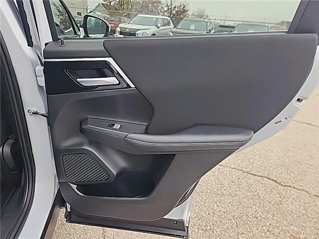 2024 Mitsubishi Outlander ES (Stk: U3320) in Cambridge - Image 24 of 32