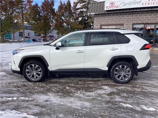 2022 Toyota RAV4 Hybrid Limited (Stk: 26031A) in Peterborough - Image 2 of 31