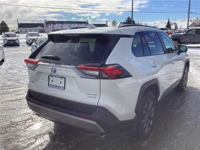 2022 Toyota RAV4 Hybrid Limited (Stk: 26031A) in Peterborough - Image 7 of 31