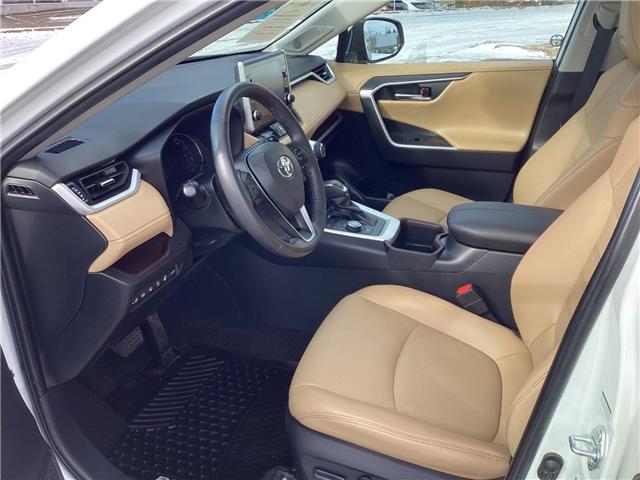2022 Toyota RAV4 Hybrid Limited (Stk: 26031A) in Peterborough - Image 11 of 31