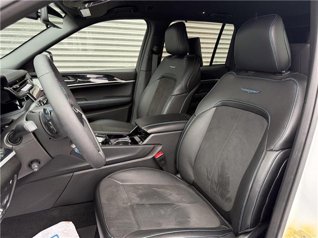 2023 Jeep Grand Cherokee 4xe Trailhawk (Stk: 25528A) in London - Image 10 of 28