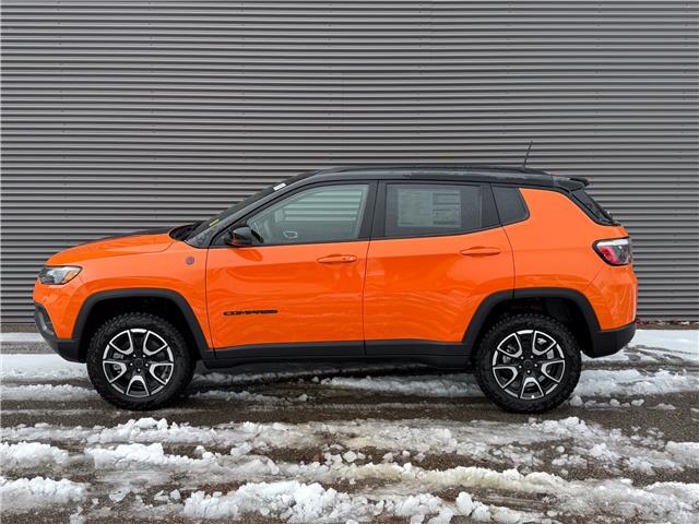 2026 Jeep Compass Trailhawk (Stk: 26060) in London - Image 3 of 26