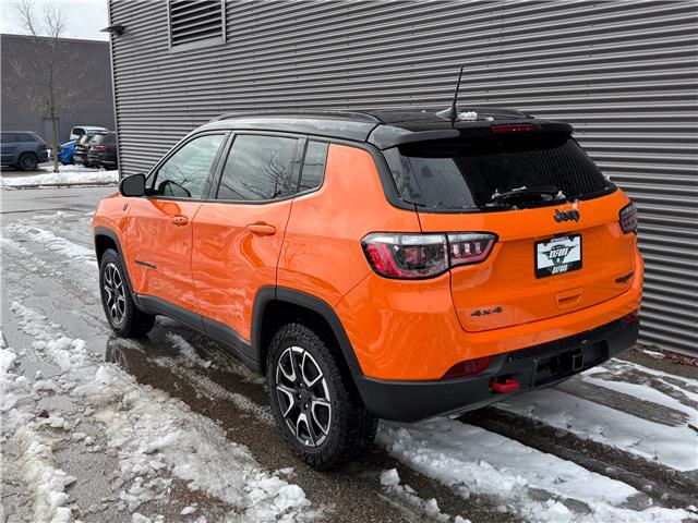 2026 Jeep Compass Trailhawk (Stk: 26060) in London - Image 4 of 26