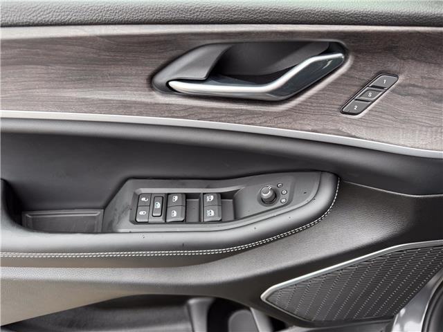 2025 Jeep Grand Cherokee Limited (Stk: 25561) in London - Image 19 of 26