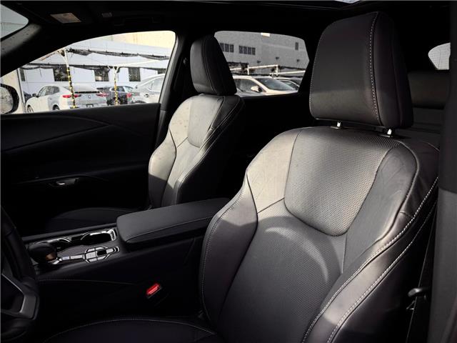 2023 Lexus RX 350 Base (Stk: 260054A) in Calgary - Image 6 of 19