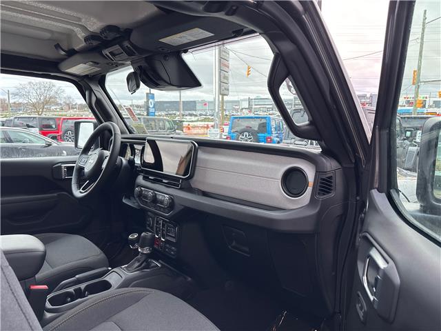 2026 Jeep Wrangler Sport (Stk: W22968) in Newmarket - Image 10 of 14