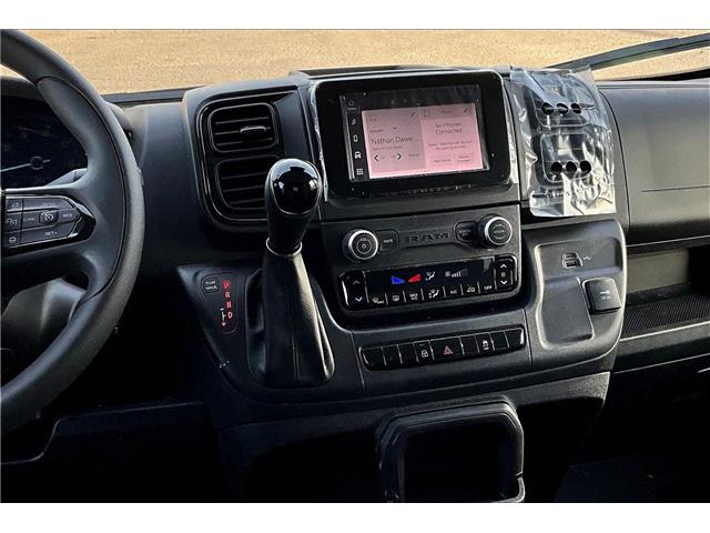 2025 RAM ProMaster 2500 High Roof (Stk: 58015U) in Calgary - Image 6 of 32