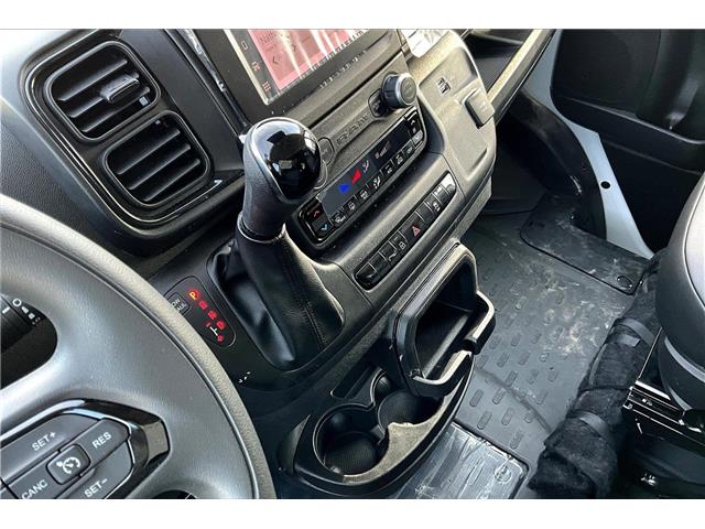 2025 RAM ProMaster 2500 High Roof (Stk: 58015U) in Calgary - Image 14 of 32