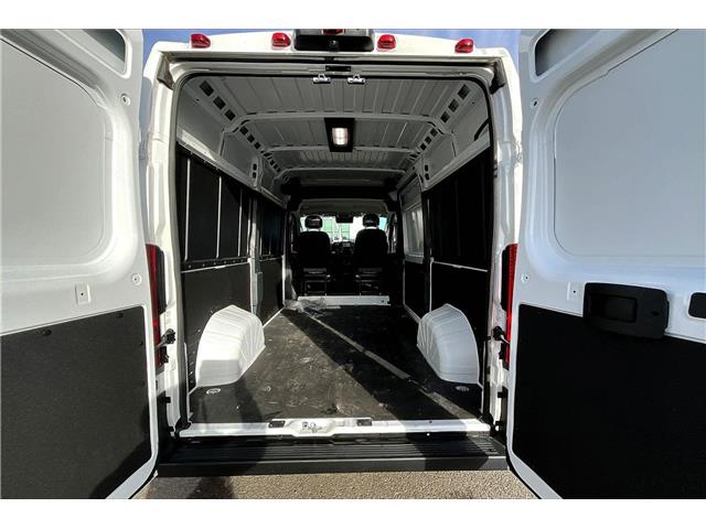 2025 RAM ProMaster 2500 High Roof (Stk: 58015U) in Calgary - Image 25 of 32
