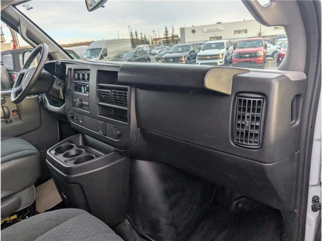 2023 GMC Savana 2500 Work Van (Stk: 19335) in Calgary - Image 11 of 20