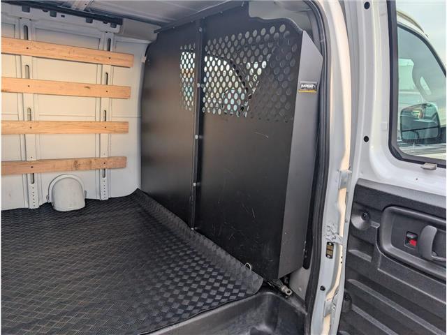 2023 GMC Savana 2500 Work Van (Stk: 19335) in Calgary - Image 13 of 20