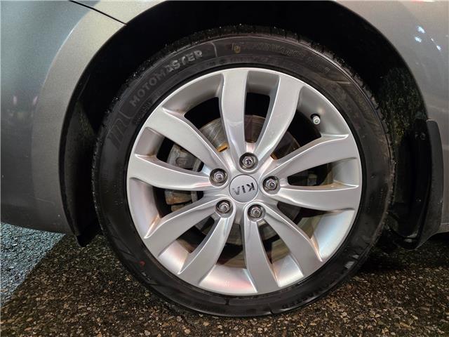 2015 Kia Rondo EX (Stk: 2510584) in Waterloo - Image 10 of 26 2015 Kia Rondo EX (Stk: 2510584) in Waterloo - Image 10 of 26