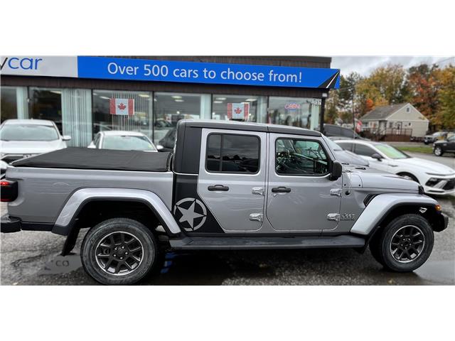 2020 Jeep Gladiator Overland (Stk: 251437) in Ottawa - Image 3 of 24