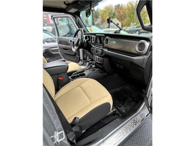 2020 Jeep Gladiator Overland (Stk: 251437) in Ottawa - Image 12 of 24