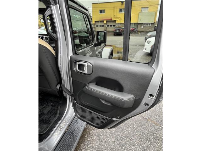 2020 Jeep Gladiator Overland (Stk: 251437) in Ottawa - Image 19 of 24