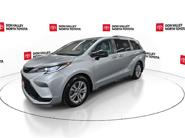 2022 Toyota Sienna XSE 7-Passenger (Stk: 10118802A) in Markham - Image 4 of 36
