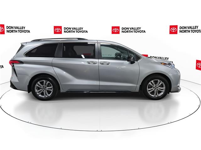 2022 Toyota Sienna XSE 7-Passenger (Stk: 10118802A) in Markham - Image 9 of 36