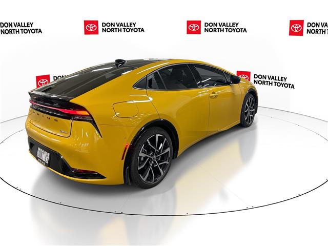 2025 Toyota Prius Plug-In Hybrid XSE Premium (Stk: 10117025) in Markham - Image 8 of 34