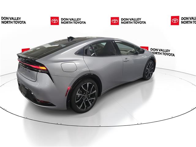 2026 Toyota Prius Plug-In Hybrid XSE (Stk: 10118105) in Markham - Image 8 of 34