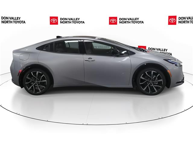 2026 Toyota Prius Plug-In Hybrid XSE (Stk: 10118105) in Markham - Image 9 of 34