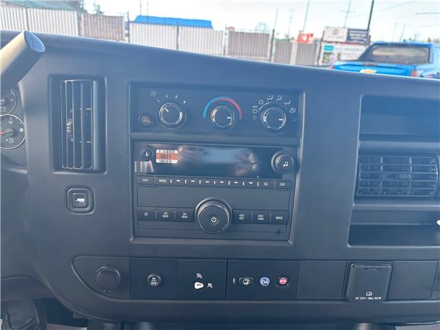 2025 Chevrolet Express 2500 Work Van (Stk: TS227009) in Caledonia - Image 25 of 34