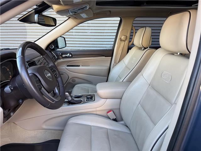 2021 Jeep Grand Cherokee Overland (Stk: 25523A) in London - Image 10 of 28